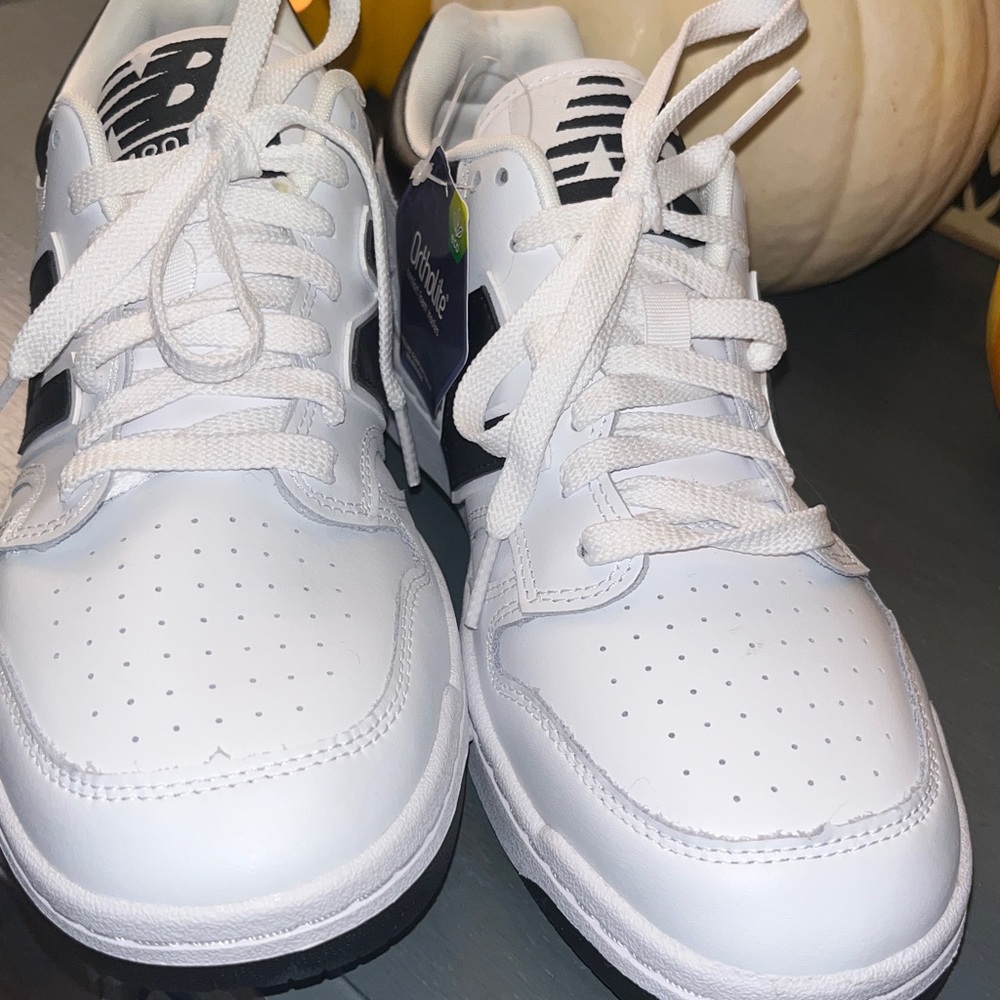New Balance Unisex 480 Sneakers, Brand New Womens sz 10.5 White & Black Sneakers - Picture 5 of 13